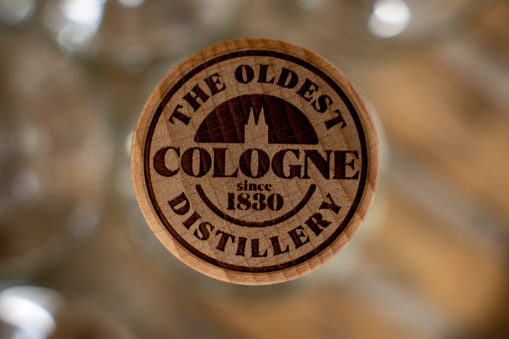The Oldest Cologne Distillery - Verschluss von oben